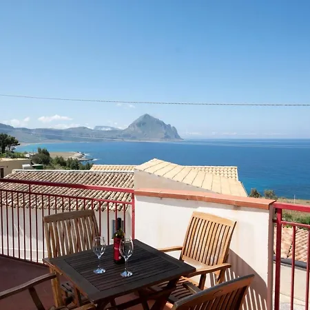 Villa Gina Con Vista Mozzafiato Sul Golfo Di *