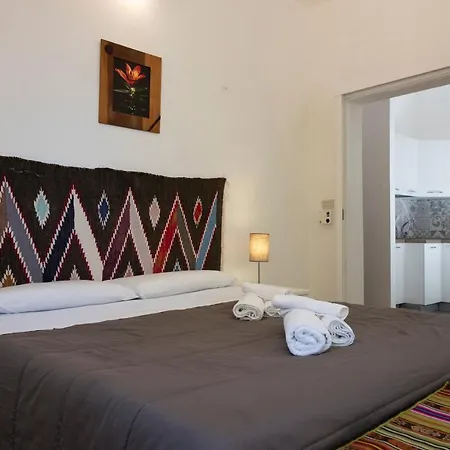 Gina Con Vista Mozzafiato Sul Golfo Di Villa